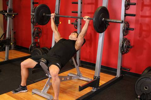 Eğimli Bench Press - Orta Kavrama