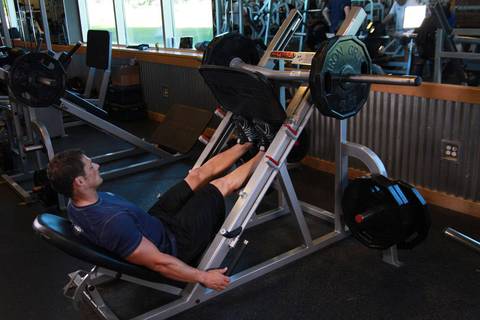 Leg Press Makinesinde Calf Pres