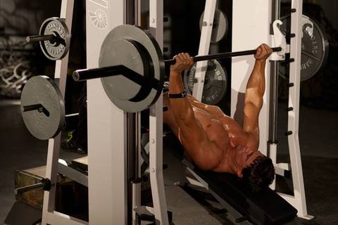 Decline Smith Press — başlangıç pozisyonu