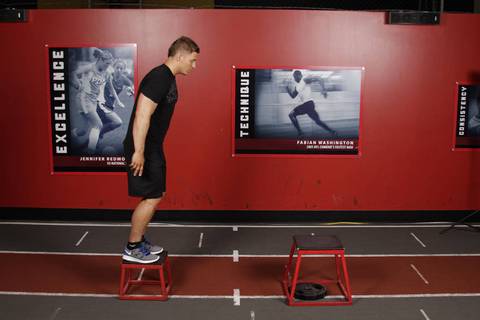 Depth Jump Leap — başlangıç pozisyonu