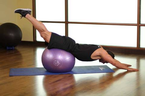 Downward Facing Balance — bitiş pozisyonu