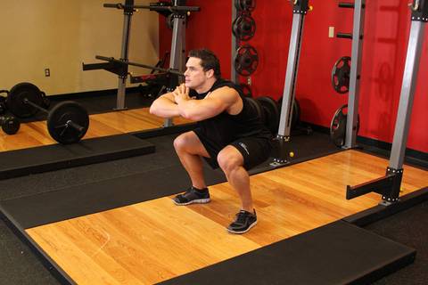 Freehand Jump Squat — başlangıç pozisyonu