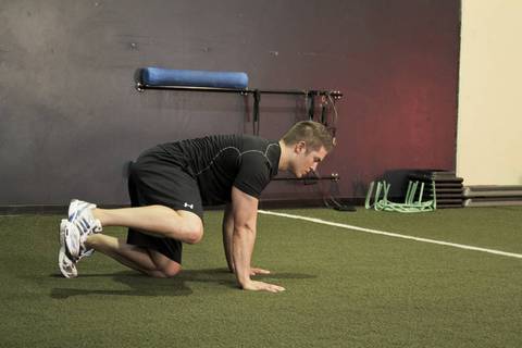 Hip Circles (prone) — bitiş pozisyonu