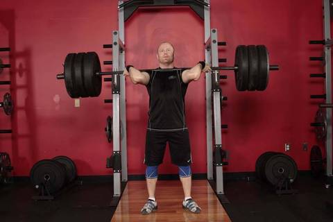 Jerk Dip Squat — başlangıç pozisyonu