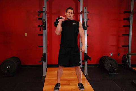 Kettlebell Dead Clean — bitiş pozisyonu