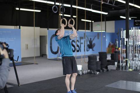 Muscle Up — başlangıç pozisyonu