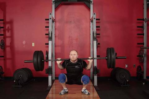 Olympic Squat — bitiş pozisyonu