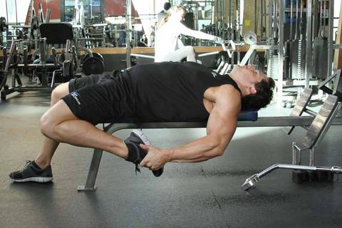 Sırtüstü Quadriceps Germesi — bitiş pozisyonu
