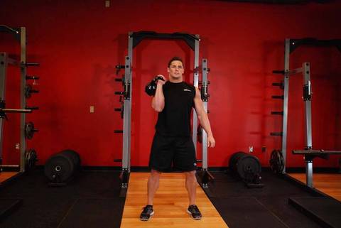 Tek El Kettlebell Temizlik ve Çıkartma — bitiş pozisyonu