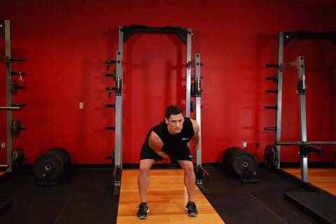 Tek El Kettlebell Snatç — bitiş pozisyonu