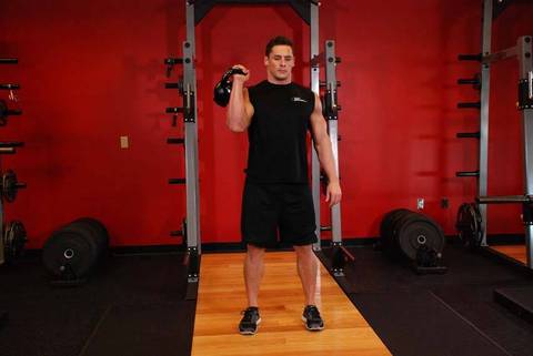 Tek El Kettlebell Bölünmüş Çıkartma