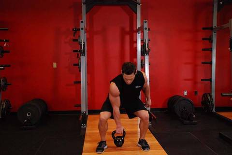Tek El Açık Avuç Kettlebell Temizlik