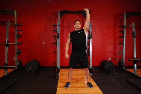 Tek El Başında Kettlebell Squatı