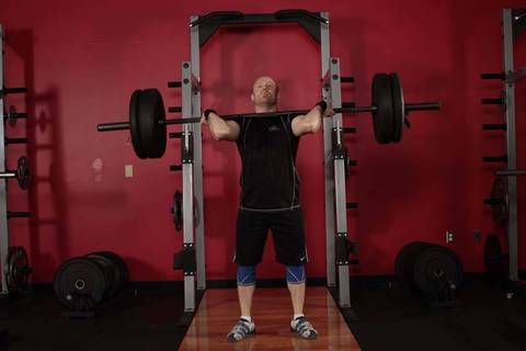 Push Press — başlangıç pozisyonu