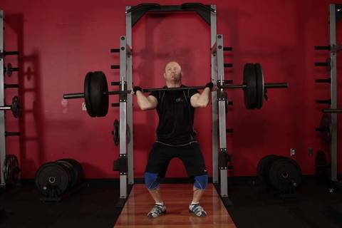 Push Press — bitiş pozisyonu