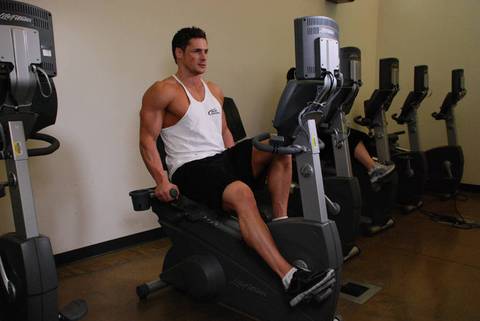 Recumbent Bike — başlangıç pozisyonu
