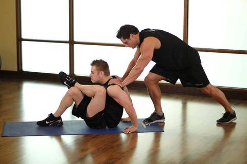 Oturarak Glute Germe — bitiş pozisyonu