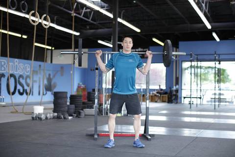 Ağırlıklı Jump Squat — başlangıç pozisyonu